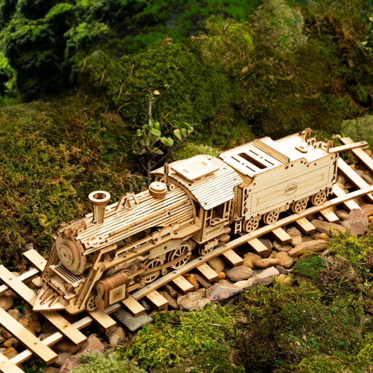 MasterBuilder 3D Wooden Puzzle Kit: Steam Train, Army Jeep & Heavy Truck