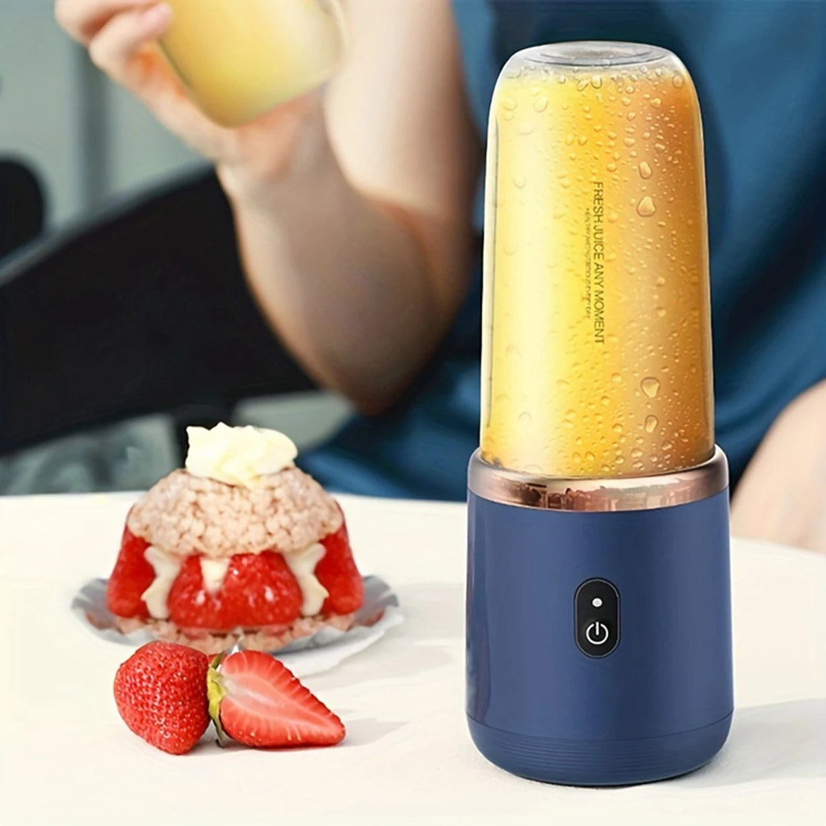 Blend & Go Portable Juicer - Stylish, Efficient On-the-Go Smoothie Maker